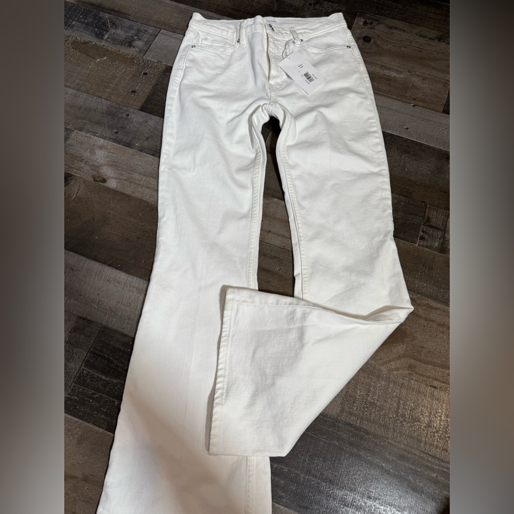 NWT Frame LE Easy Flare‎ Jeans- 27